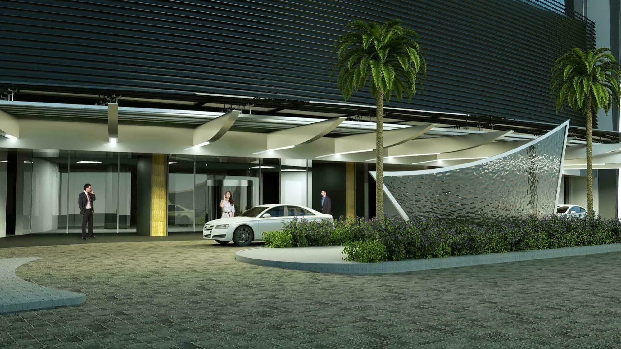 Hotel Las Americas Golden Tower Panama 외부 사진 The entrance of the hotel